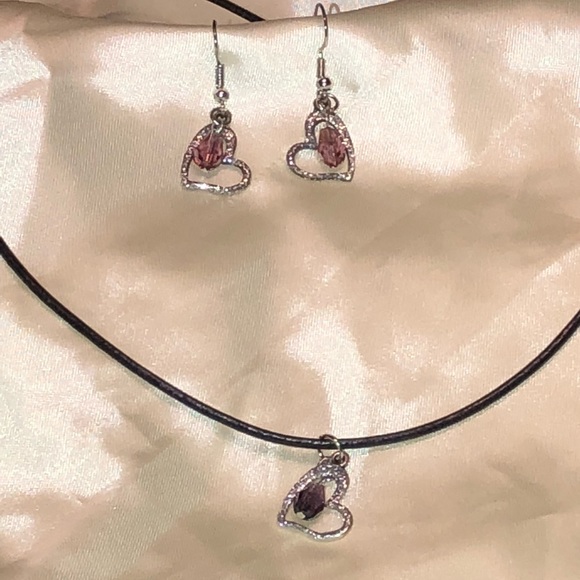Silver heart w/ purple crystal leather & earrings - Picture 6 of 8